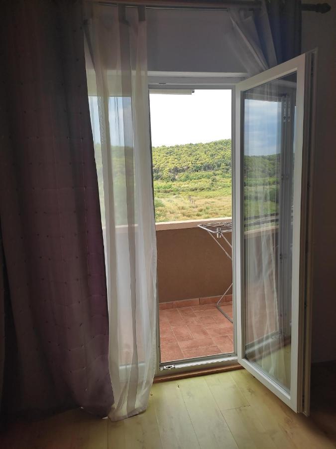 Arba 1 S Bazenom Apartman